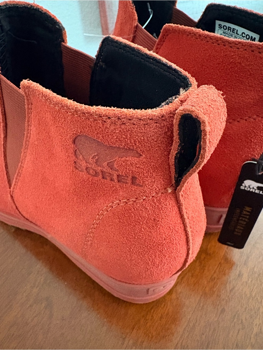 Sorel Red Suede Chelsea Ankle Boots - Picture 3 of 10